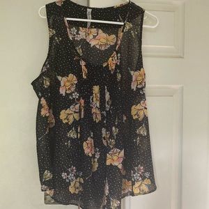 Black with yellow flowers, no sleeve string tie below chest l sheer sweet🌼